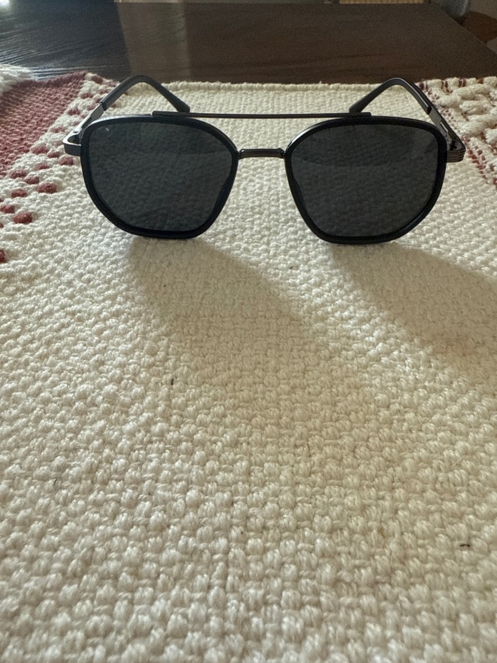 Looks Sunglasses